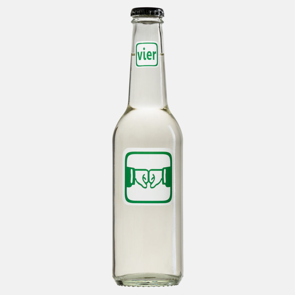 spritzerflascherl-weisser-spritzer-vier-leicht-sommerspritzer-fuer-feiern-burgenland.jpg vier